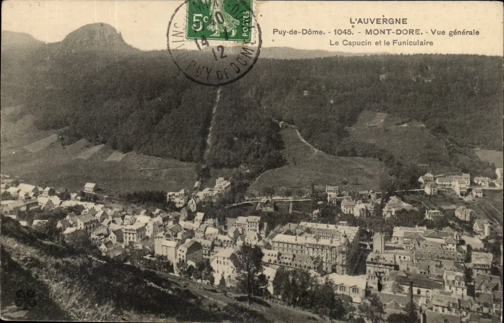 Mont-Dore - Allgemeiner Blick - Le Capucin und der Funicular - Vorderseite