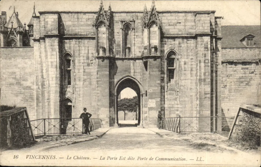 Vincennes — Das Schloss — Die Tür genannt Kommunikationspforte — LL. — N°16 - Vorderseite