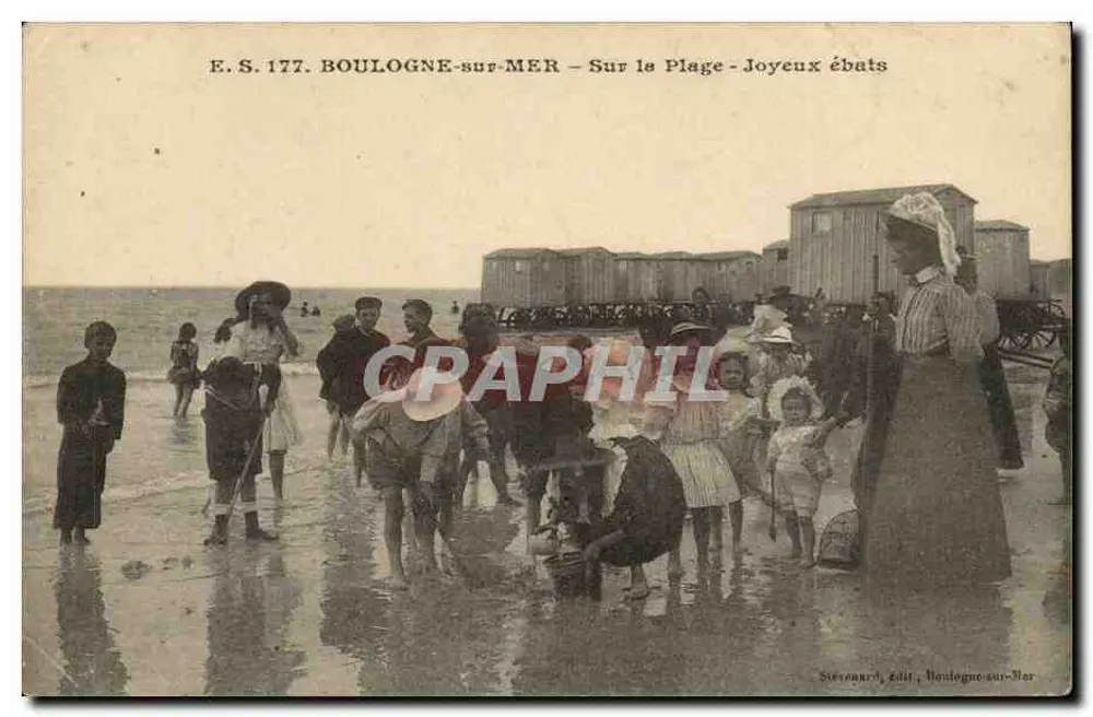 Boulogne-sur-Mer — Auf der Strandpromenade — Fröhliche Spiele — Stevenson, Verlag Boulogne-sur-Mer - Vorderseite