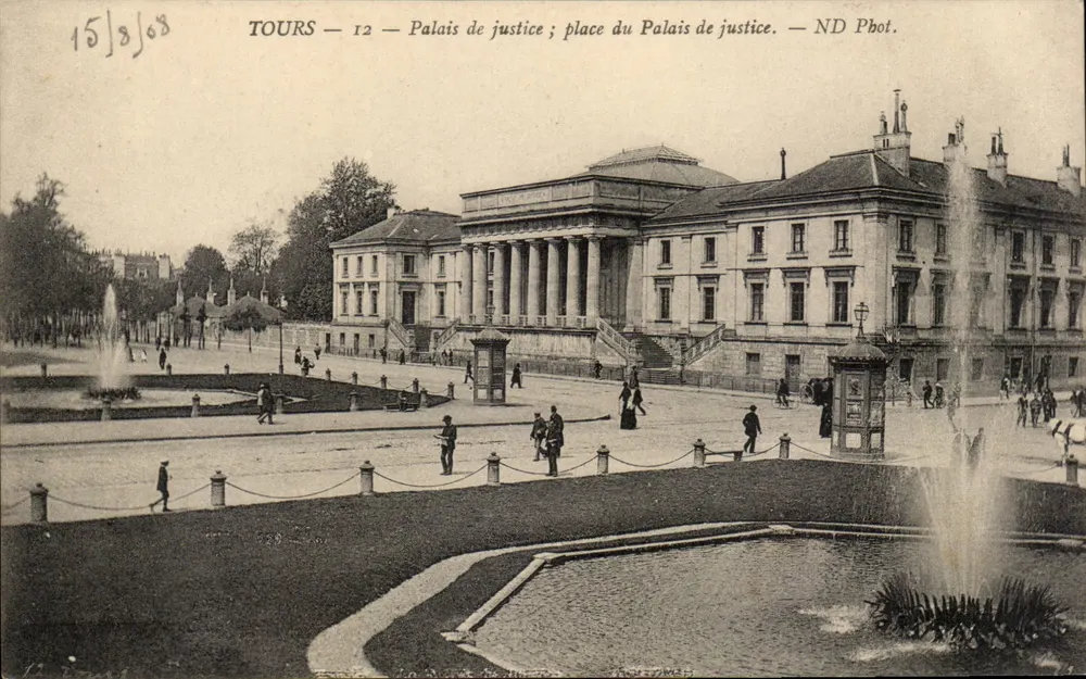 Tours — Palast der Gerechtigkeit ; Platz des Palasts der Gerechtigkeit. — ND Phot. - Vorderseite