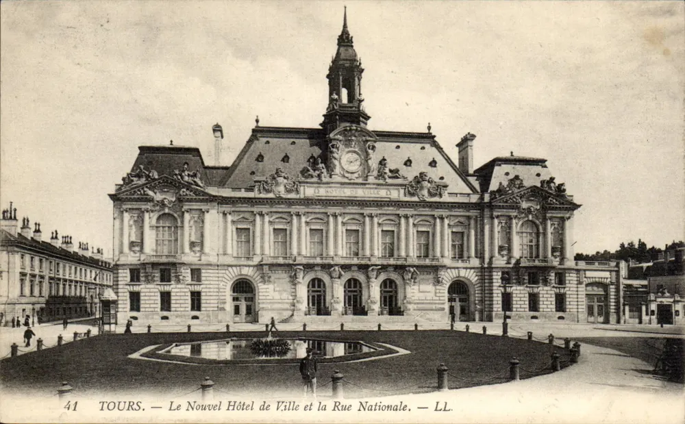 Tours — Das Neue Rathaus und die Nationale Straße — LL. — n°41 - Vorderseite