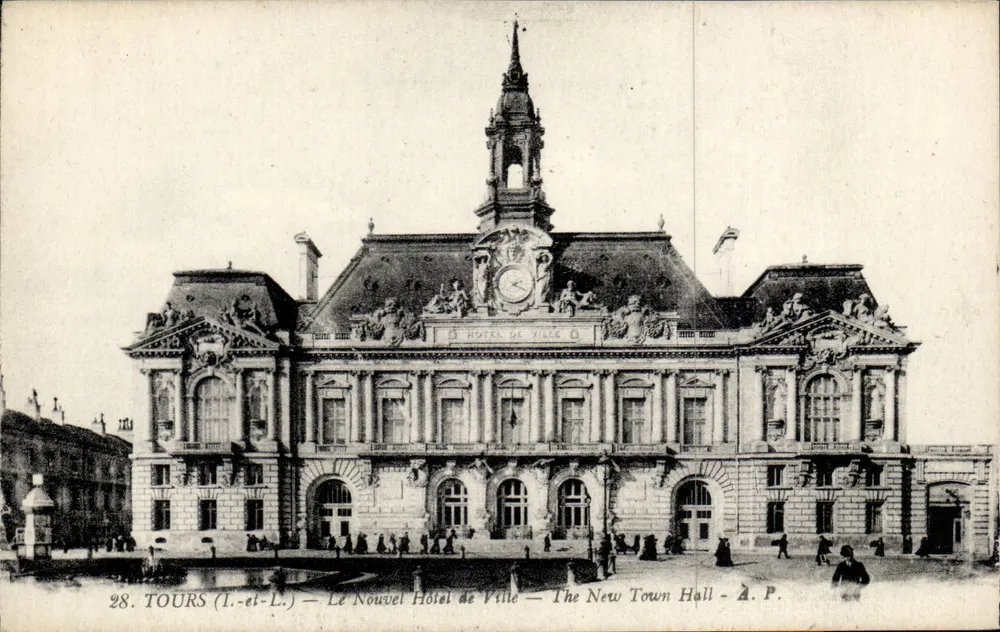 Tours (Indre-et-Loire) — Das Neue Rathaus — A.P. - Vorderseite
