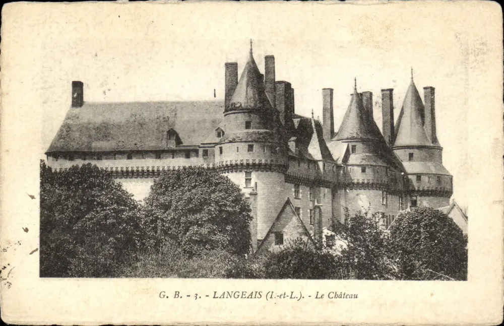 Langeais (Indre-et-Loire) — O Castelo — G. B. - 3 - Frente