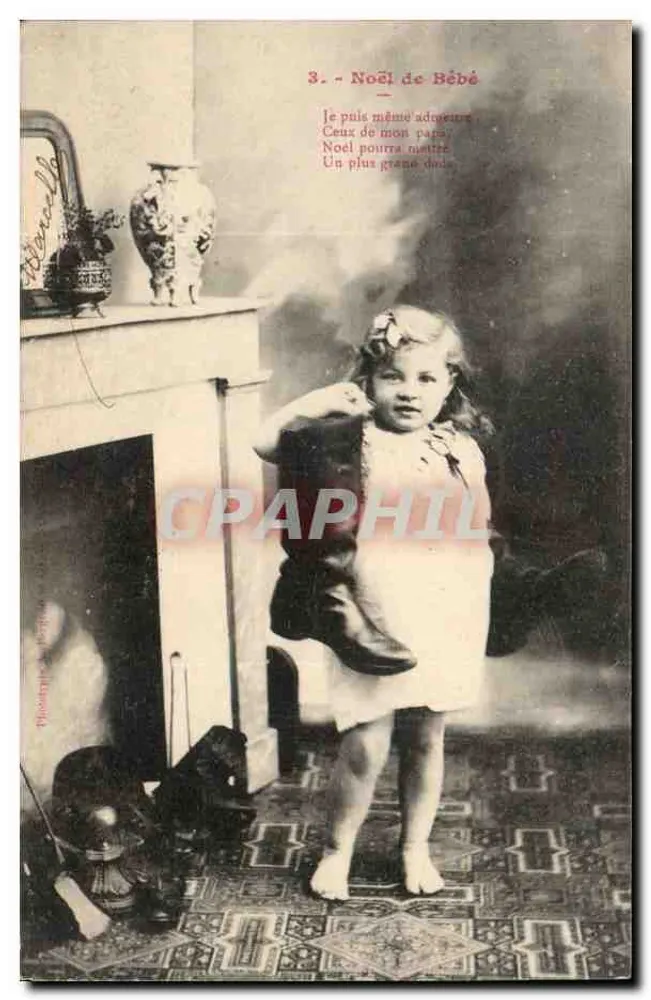 Kleine Mädchen in weißem Kleid — Weihnachten für Baby — Phototypie de Trappier - Vorderseite