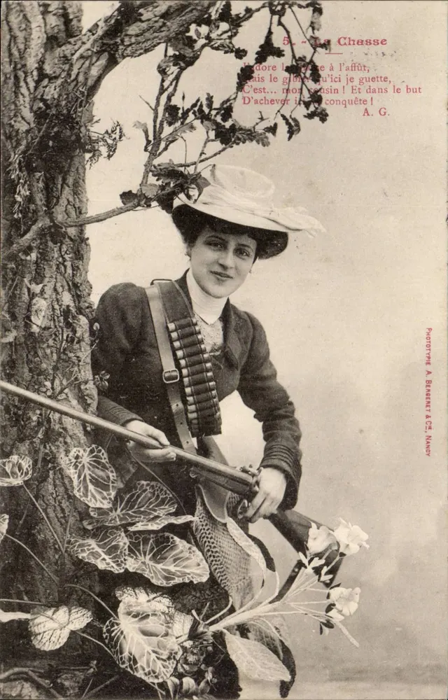 Frau mit Gewehr — Jagd — Fotografie A. Benenret & Cie, Nancy - Vorderseite