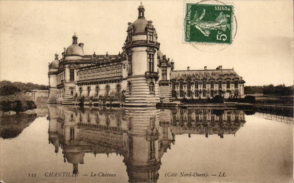 Chantilly — O Castelo (Lado Noroeste) — LL - Frente