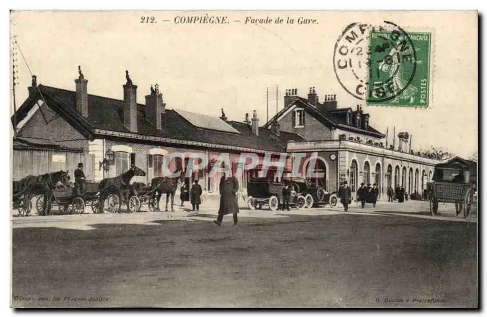 Compiègne — Fachada da Estação — Editor G. Duclos em Pierrefonds, n° 212 - Frente