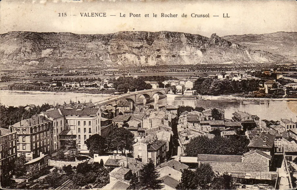Valence — Der Brücke und der Crussol Felsen — LL - Vorderseite