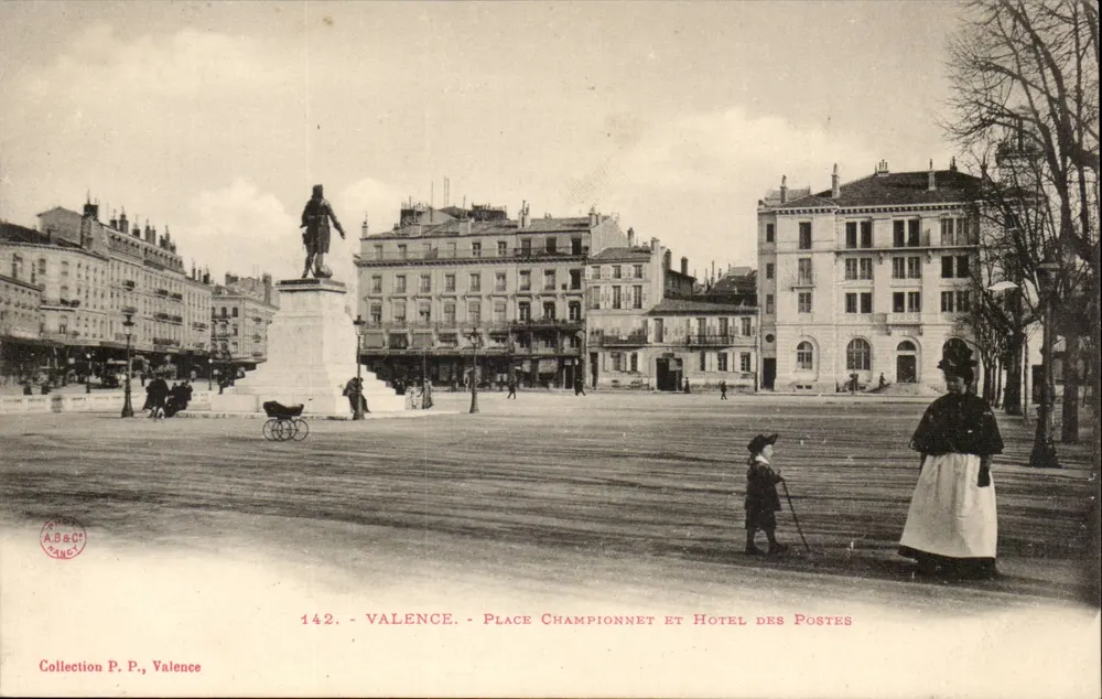 Valência - Piazza Championnet e Hotel das Correios — Coleção P.P., n°142 - Frente