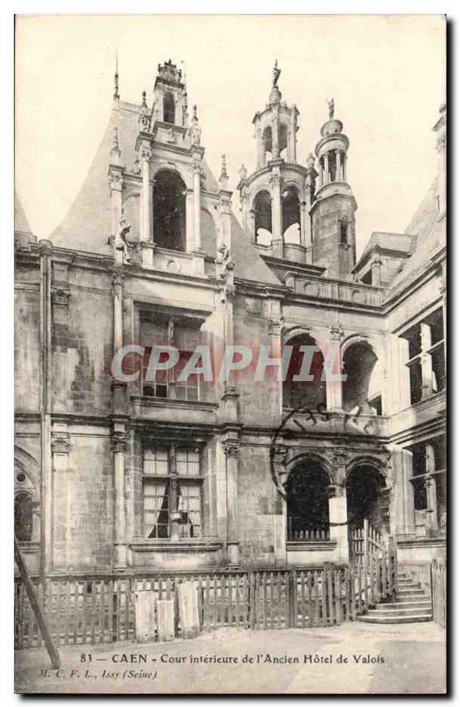 CAEN — Cour intérieure de l'Ancien Hôtel de Valois — M. C. F. L., Issy (Seine) n°81 - Vorderseite