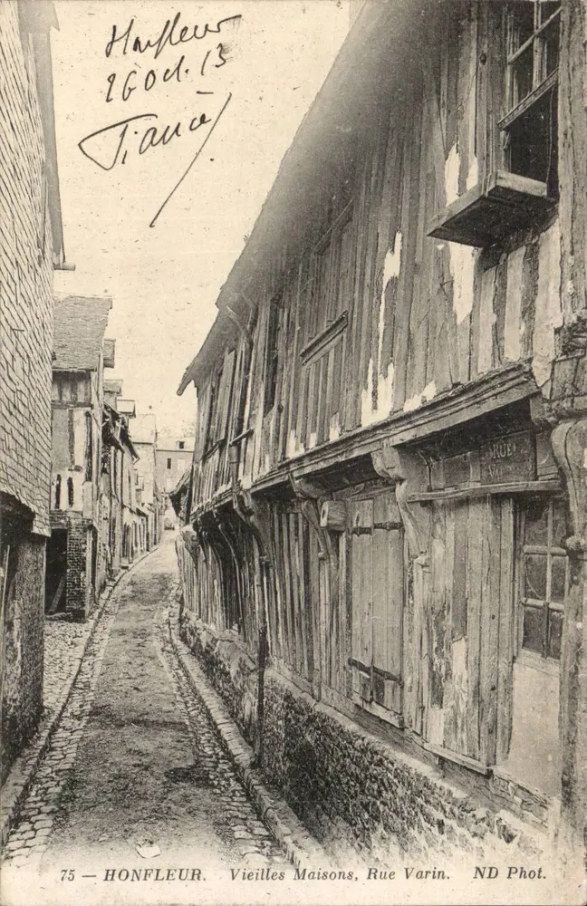 Honfleur — Velhas Casas, Rua Varin — ND Fot. n°75 - Frente