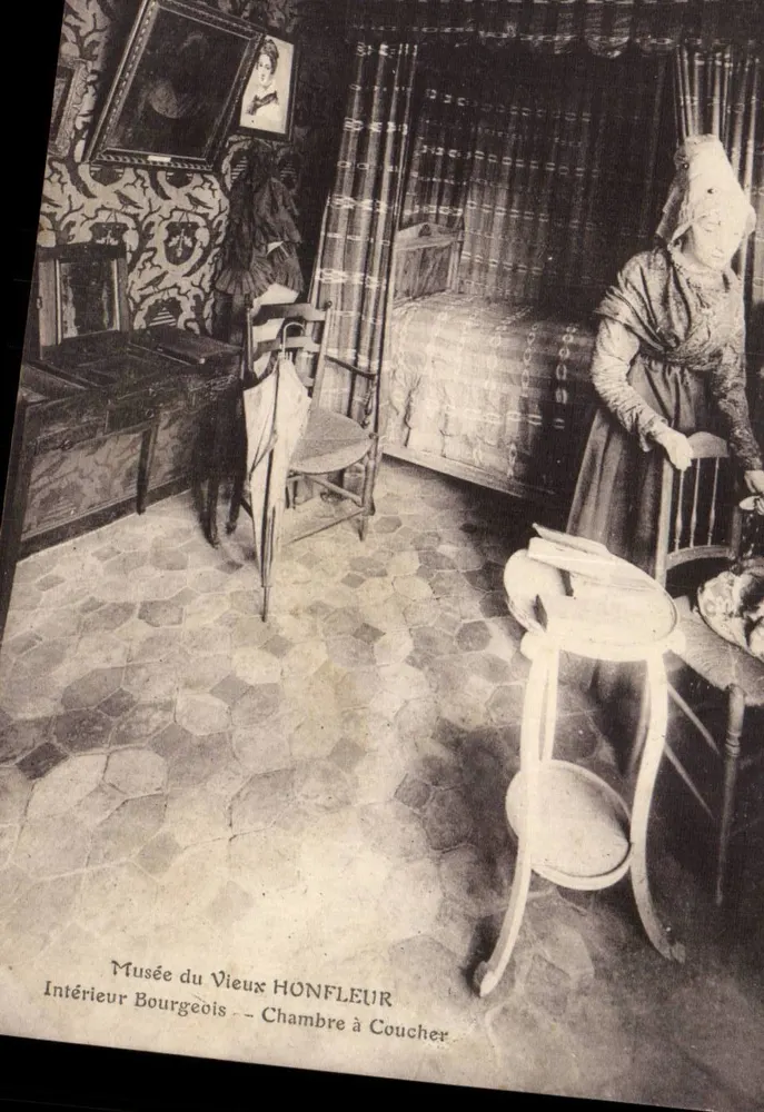 Museum des Alten Honfleur — Bürgerliches Interieur — Schlafzimmer - Vorderseite