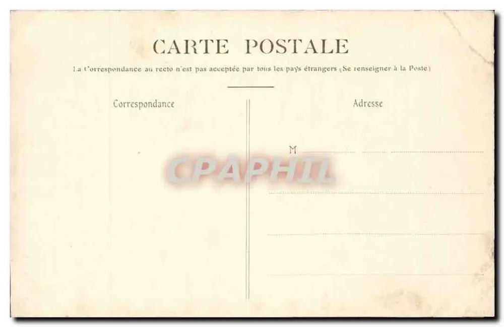 Bayeux — A Lanterna dos Mortos (século XIII) — servia para iluminar o cemitério de São Salvador ao lado da Catedral - Verso