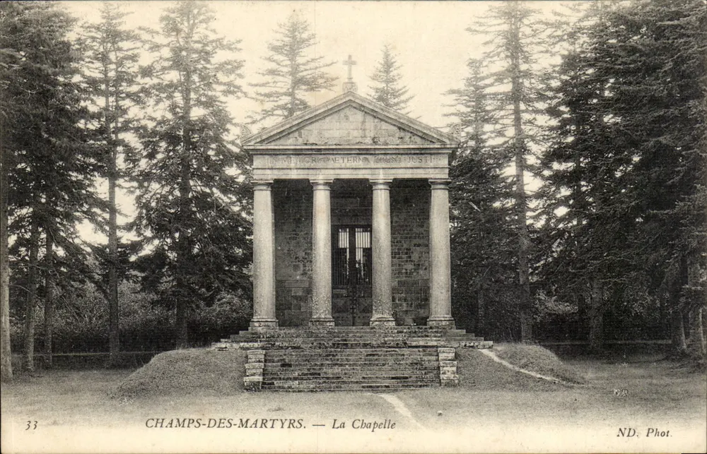 Champs-des-Martyrs — A Capela — ND. Fot. - Frente