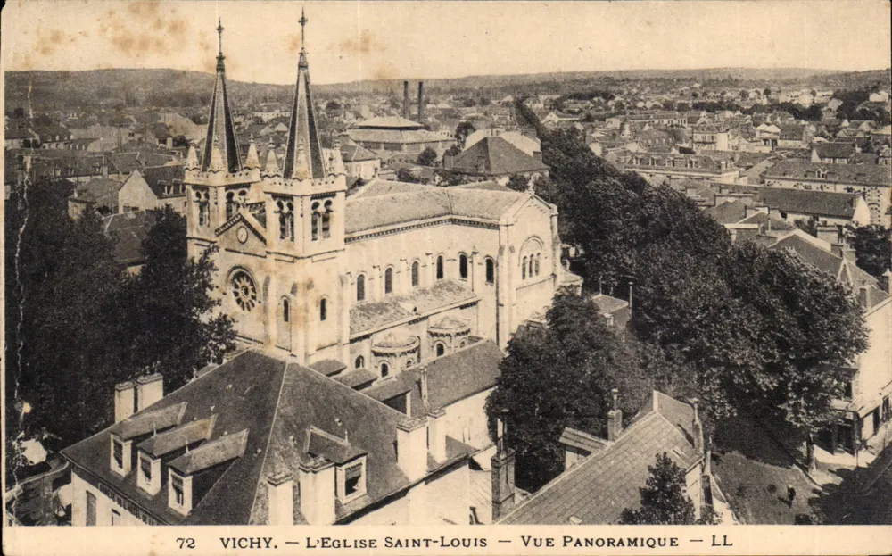 Vichy — Kirche Saint-Louis — Panoramablick — LL - Vorderseite