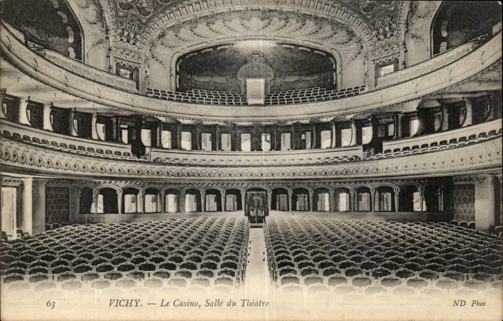 Vichy — Das Casino, Saal des Theaters — ND Phot, n°63 - Vorderseite