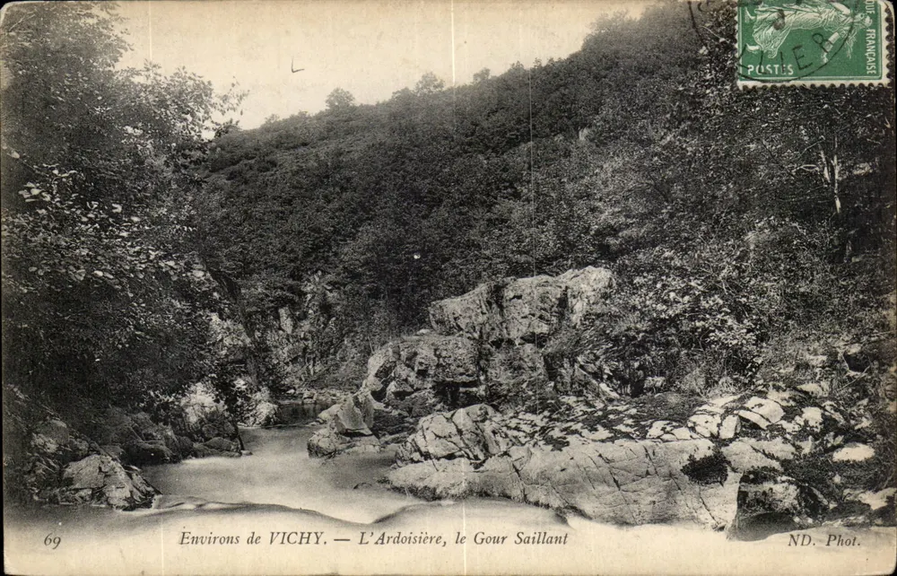 Umgebung von VICHY — L'Ardoisière, der Gour Saillant — ND. Fotografie - Vorderseite