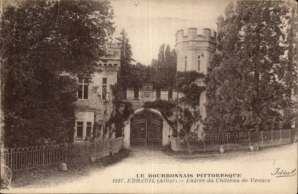 Pittoreskes Bourbonnais — Eingang zum Schloss Veauce — Ideal - Vorderseite