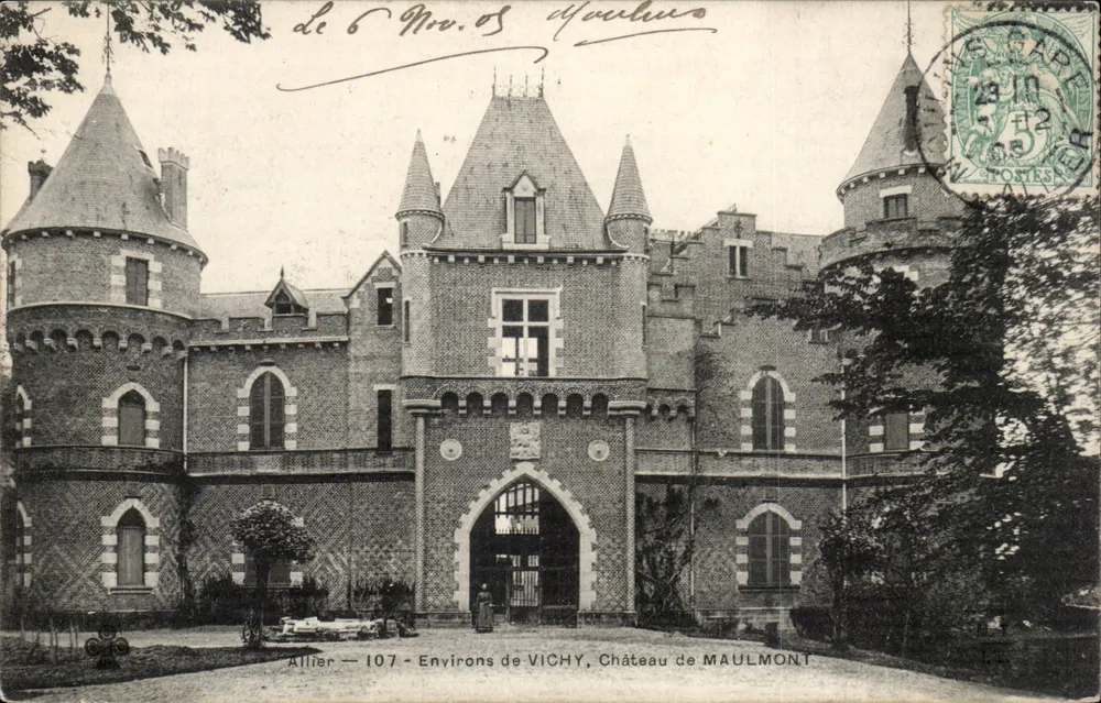 Kasteel van Maulmont — Omliggende gebieden van Vichy — Allier — 107 - Voorkant