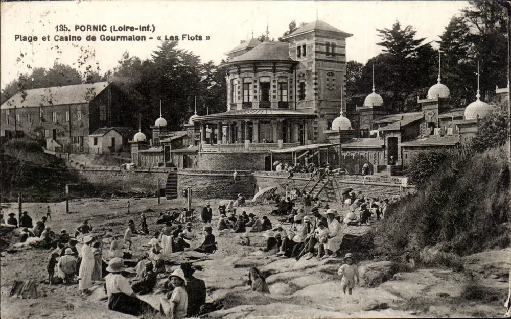Strand und Casino von Gourmalon — PORNIC (Loire-Inf.) — F. Chapeau, Verlag, n° 135 - Vorderseite
