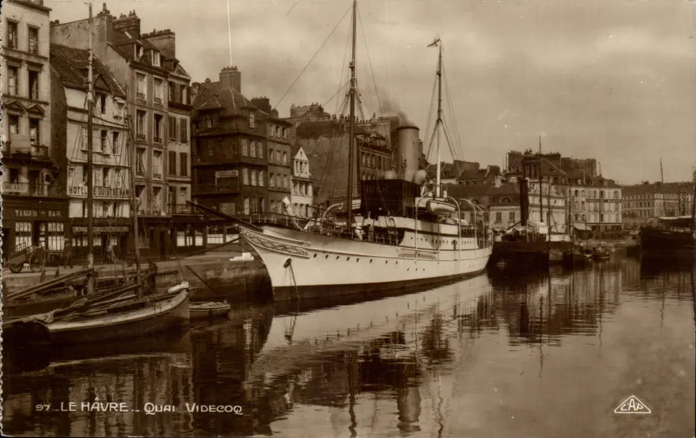 Le Havre — Quai Videcoq — CAA - Frente