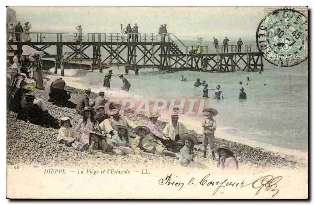 Dieppe — A Praia e a Estacada — LL. - Frente