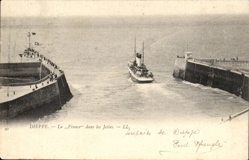 Dieppe — La "France" nelle dighe — LL. — Paul Freugle - Recto