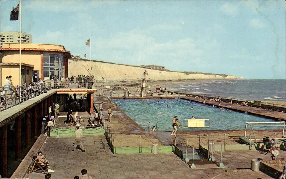 Black Rock Schwimmbecken, Brighton — S228 — Verlag: C. G. Williams (Sussex) Ltd. - Vorderseite