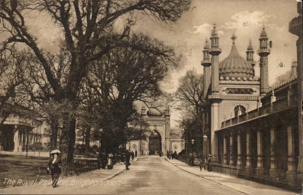 Le Pavillon Royal à Brighton — Ansicht der Haupteingang — J. Welch & Sons, Portsmouth, n° 3807 - Vorderseite