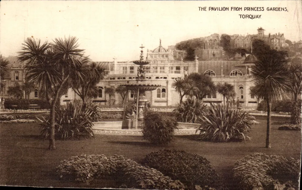 Der Pavillon aus den Princess Gardens, Torquay — Verleger nicht sichtbar - Vorderseite