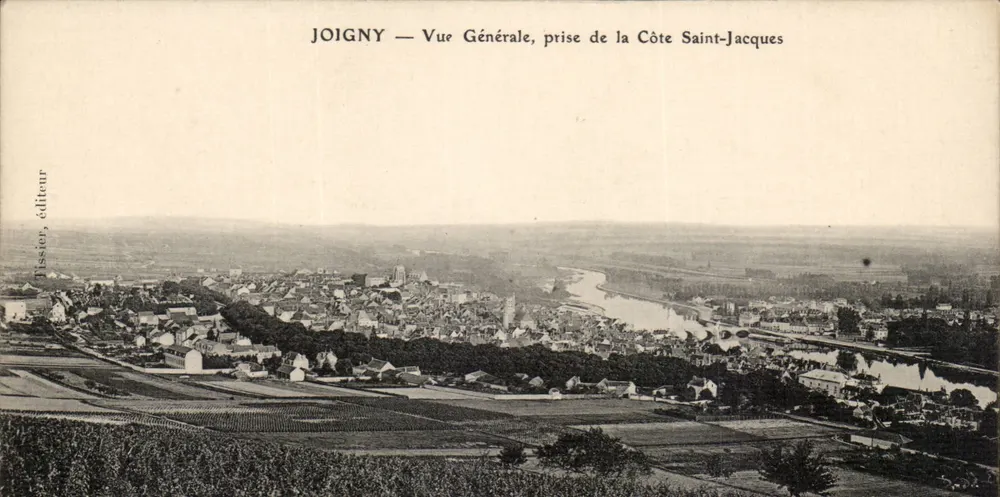 Joigny — Vista general, tomada desde la Côte Saint-Jacques — Tisser, editor - Anverso