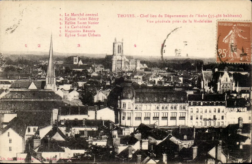 Troyes - Hauptstadt des Departements Aube (55.486 Einwohner) — Allgemeiner Blick von der Madeleine — Ch. Grandjouan, Fotograf - Vorderseite