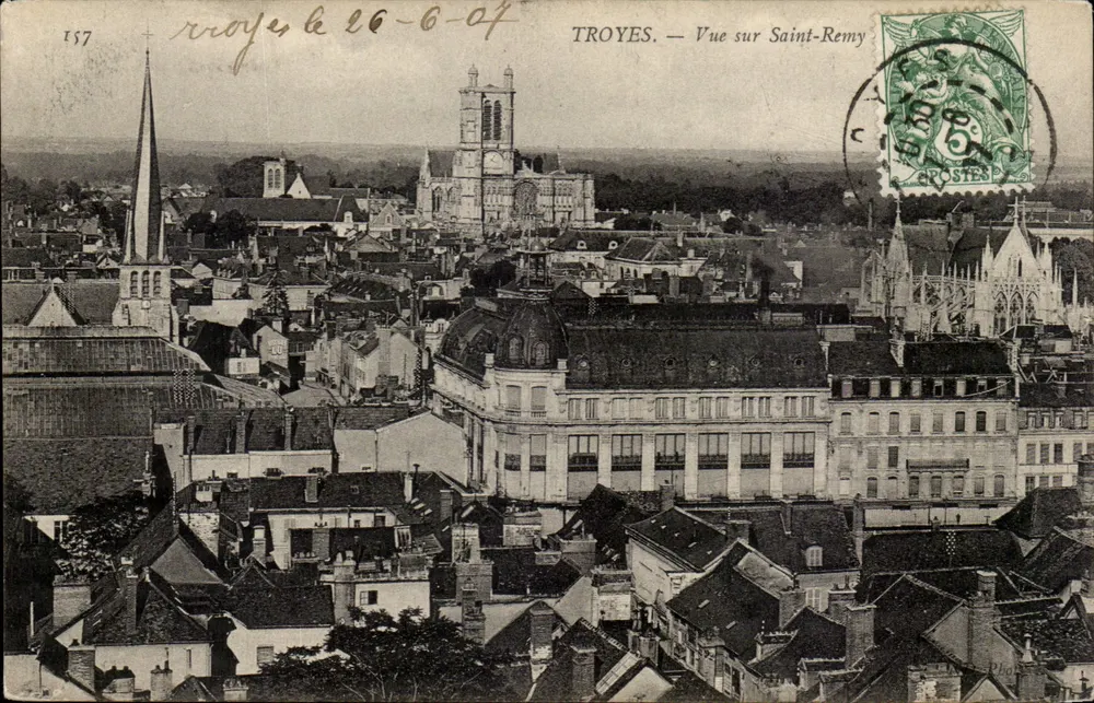 Troyes — Vista de Saint-Rémy — Editor desconhecido, n° 1557 - Frente