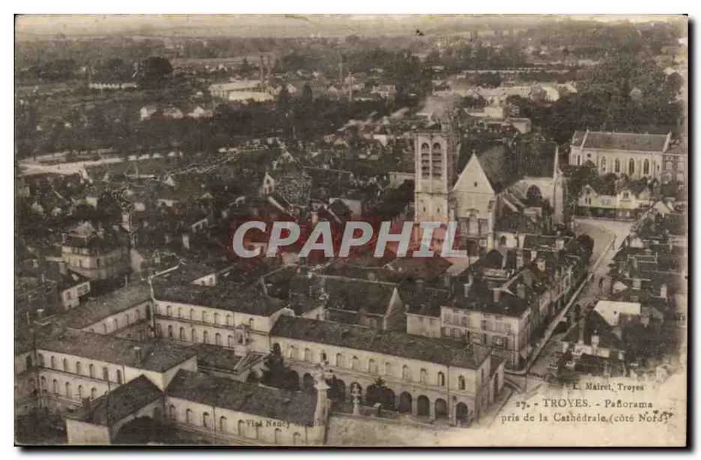 Troyes — Vista aérea tirada da catedral, lado norte — L. Mairé, Troyes, n°27 - Frente