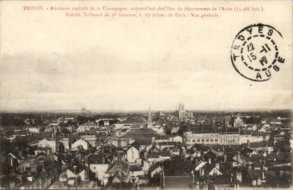 Troyes - Antiga capital da Champagne, hoje sede do departamento da Aube (55.486 hab.) - Visão geral - Frente