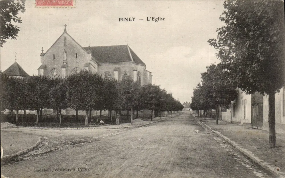 Piney — A Igreja — Giaudeau, editor, em Piney - Frente
