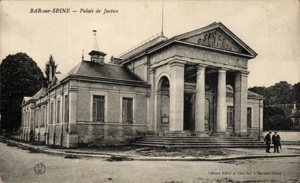 BAR-sur-SEINE — Palacio de Justicia — Edición Eiffer y Chartier en Bar-sur-Seine - Anverso