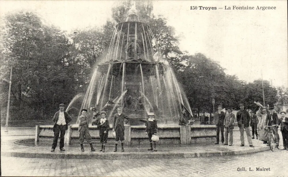 Troyes — La Fontaine Argence — Coll. L. Mairiet - Voorkant