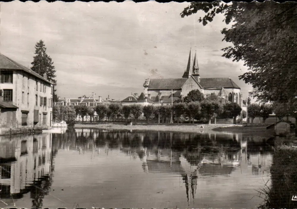 Bar-sur-Aube — Kirche Saint-Maclou und Ufer der Aube — Ausgabe La Cigogne, rue de Talleyrand, Raims - Vorderseite