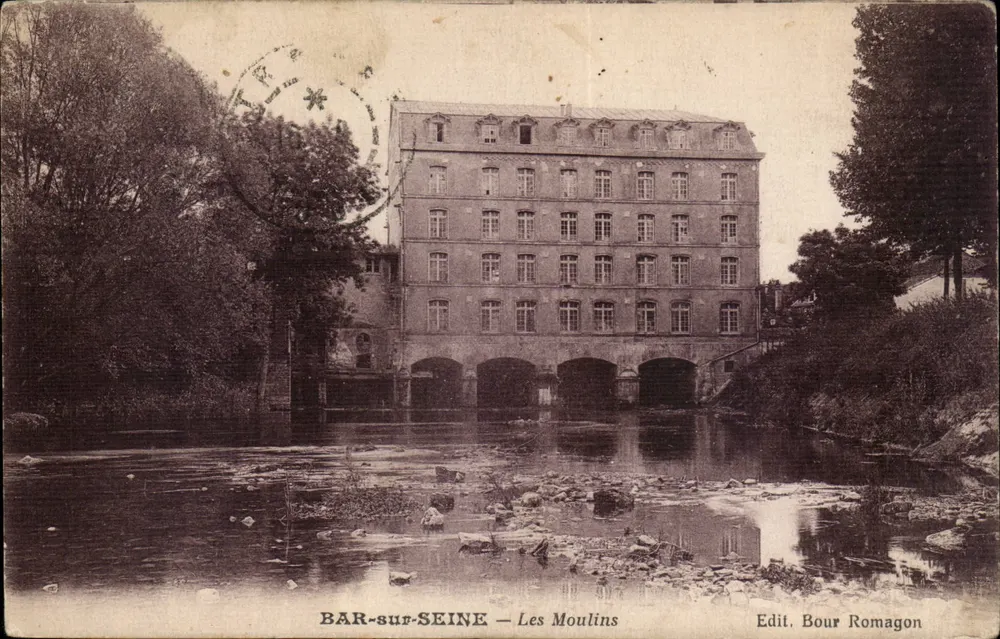 BAR-sur-SEINE — Les Moulin — Edit. Bour Romagon - Recto