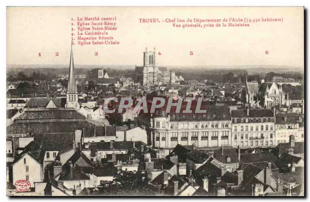 Troyes — Hauptort des Departements Aube (51.450 Einwohner) — Allgemeiner Blick von der Madeleine - Vorderseite