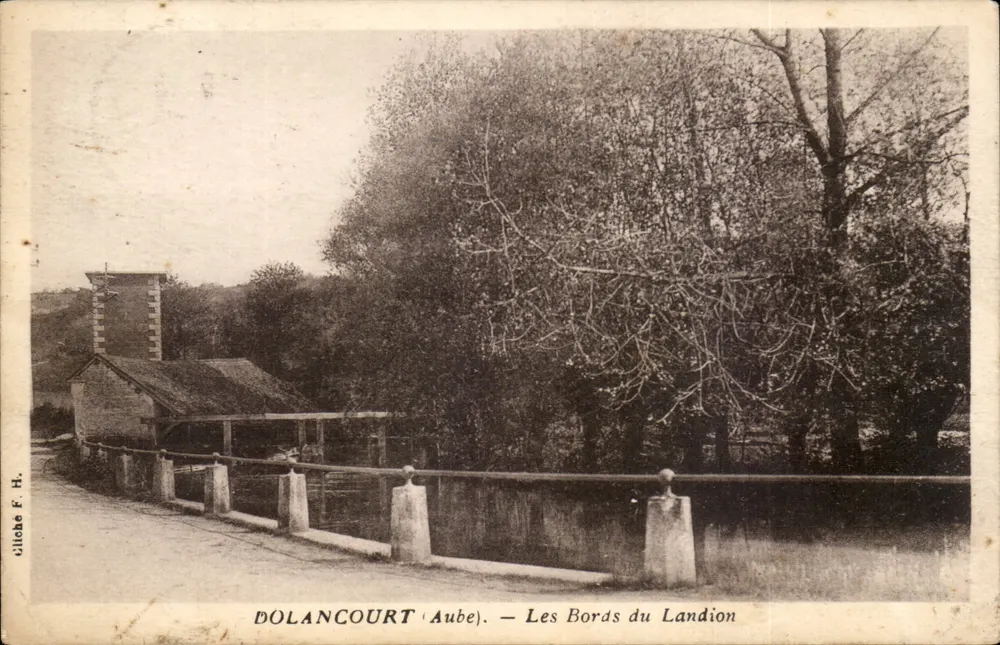 DOLANCOURT (Aube) — Brzegi Landionu — Wydawca F. H. (Dolancourt) - Awers