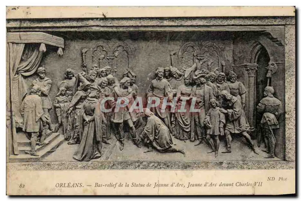 Orléans — Bas-relief da Estátua de Joana d'Arc, Joana d'Arc diante de Carlos VII — ND Phot - Frente
