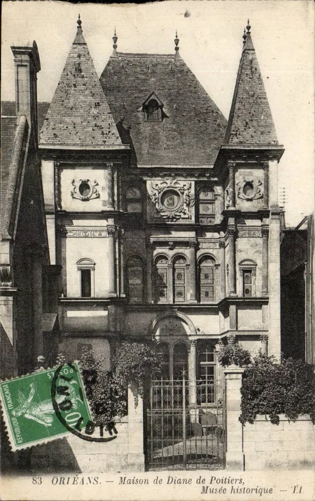 Orléans — Casa de Diana de Poitiers, Museu Histórico — T.1 - Frente