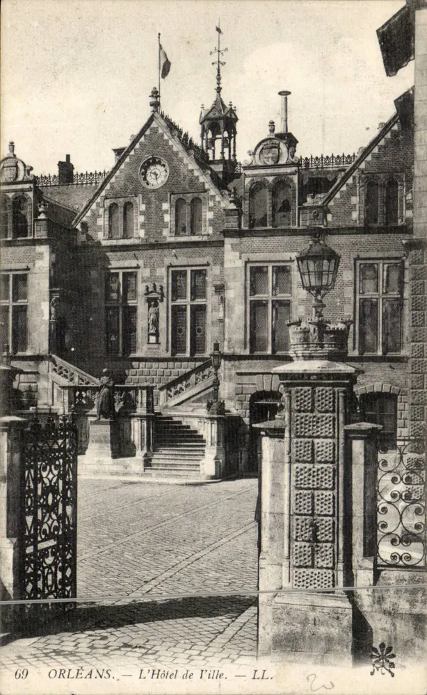 Orléans — O Hotel de Ville — LL, n° 69 - Frente