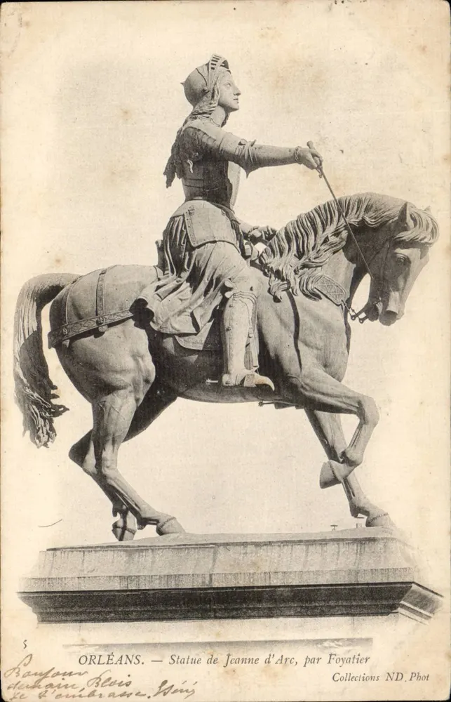 Orléans — Estátua de Joana d'Arc, por Foyatier — Coleções ND. Fot - Frente