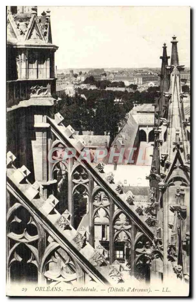 Orléans — Catedral — (Detalhes de Arceiros) — LL. - Frente