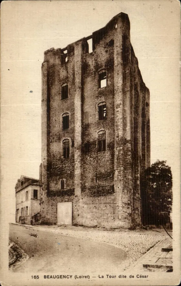 Beaugency (Loiret) — Wieża zwana Cezara — nr 165 - Awers