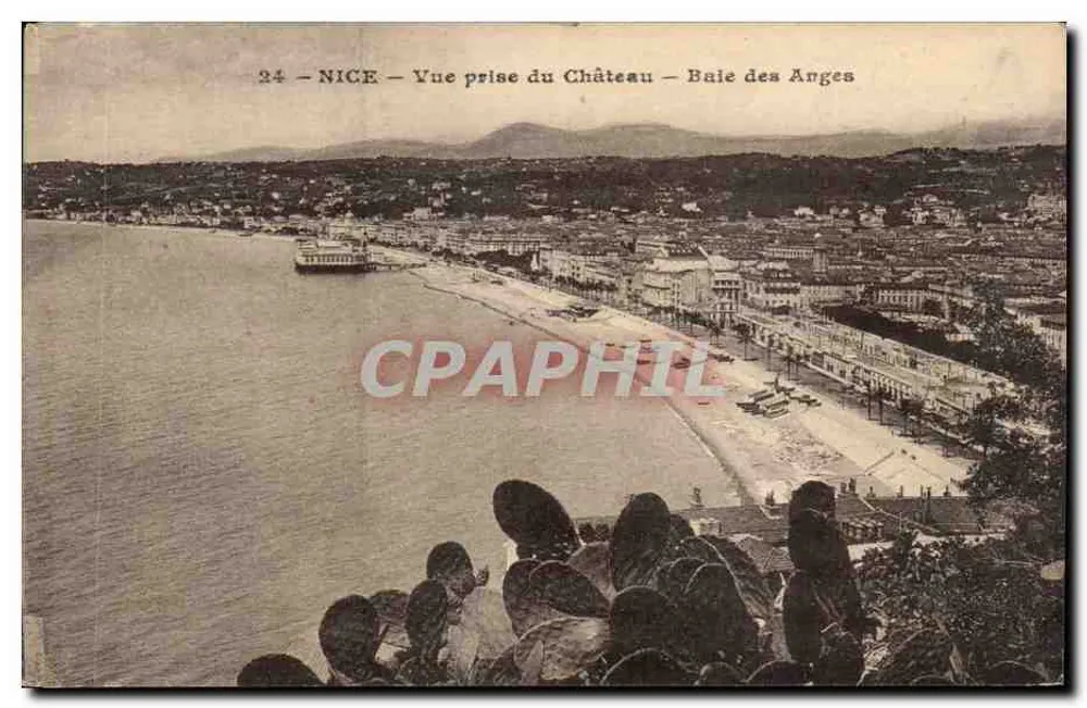 NICE — Vista tirada do Castelo — Baía dos Anjos — Bibliothèque de photographie GILETTA - Frente