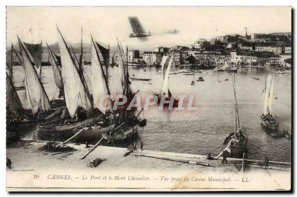 CANNES — Der Hafen und der Mont Chevalier — Aufnahme vom Municipal Casino — LL. - Vorderseite